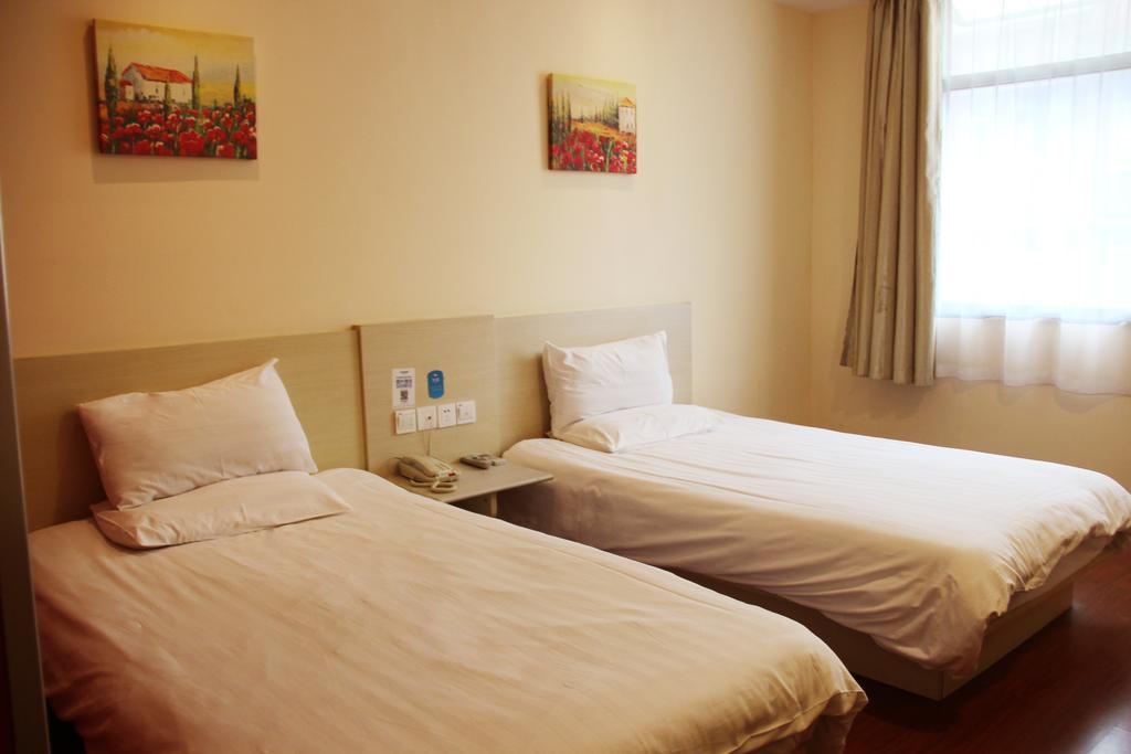 Hanting Express Changsha Middle Of Furong Road Xiangchun Road Номер фото
