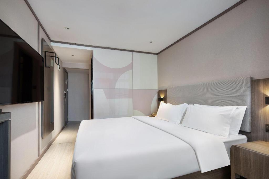 Hanting Express Changsha Middle Of Furong Road Xiangchun Road Екстер'єр фото